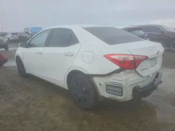 5YFBURHE2KP902241 2019 TOYOTA COROLLA - Image 2