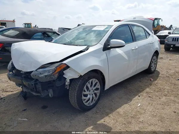 5YFBURHE2KP903292 2019 TOYOTA COROLLA - Image 2