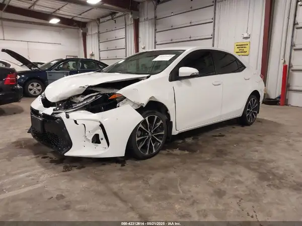 5YFBURHE2KP903812 2019 TOYOTA COROLLA - Image 2