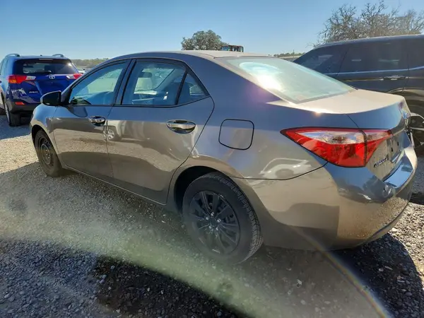 5YFBURHE2KP904068 2019 TOYOTA COROLLA - Image 2