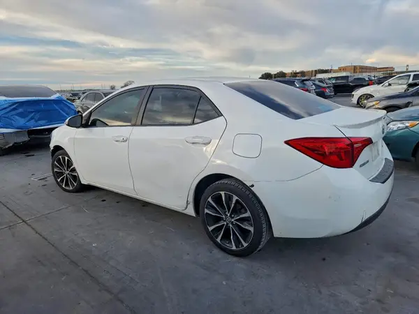 5YFBURHE2KP905804 2019 TOYOTA COROLLA - Image 2