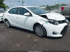 5YFBURHE2KP907164 2019 TOYOTA COROLLA