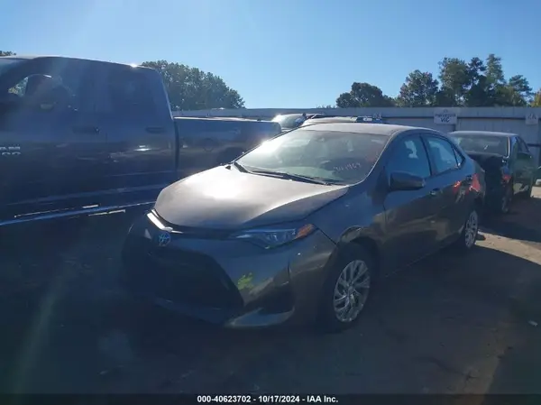 5YFBURHE2KP907469 2019 TOYOTA COROLLA - Image 2