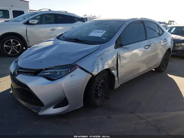 5YFBURHE2KP913661 2019 TOYOTA COROLLA - Image 2