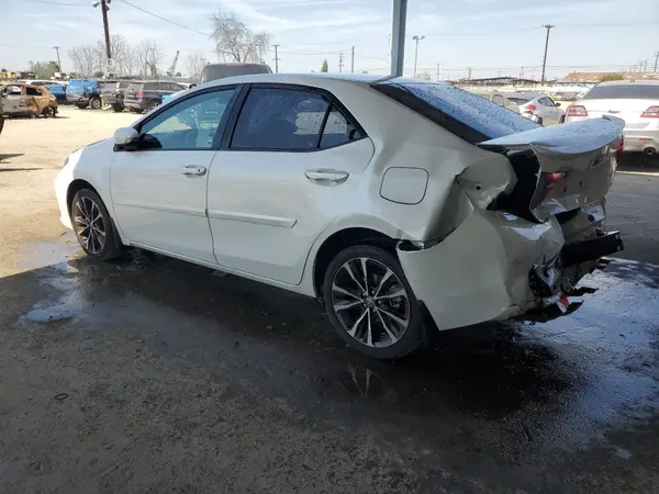 5YFBURHE2KP915779 2019 TOYOTA COROLLA - Image 2