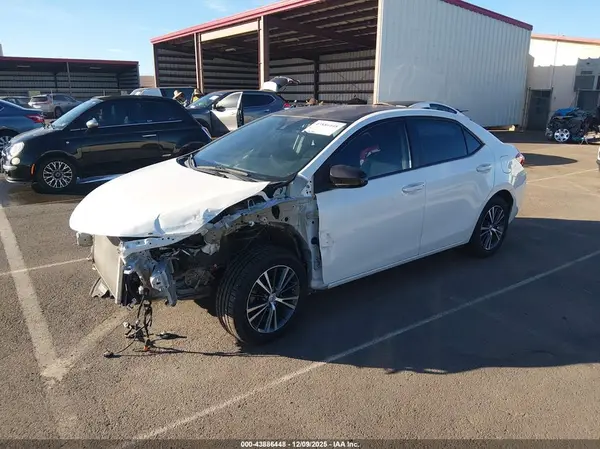 5YFBURHE2KP917144 2019 TOYOTA COROLLA - Image 2