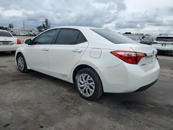 5YFBURHE2KP918875 2019 TOYOTA COROLLA - Image 2