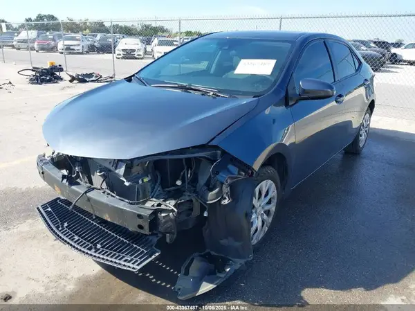 5YFBURHE2KP923820 2019 TOYOTA COROLLA - Image 2