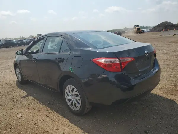 5YFBURHE2KP926961 2019 TOYOTA COROLLA - Image 2
