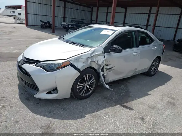 5YFBURHE2KP927057 2019 TOYOTA COROLLA - Image 2