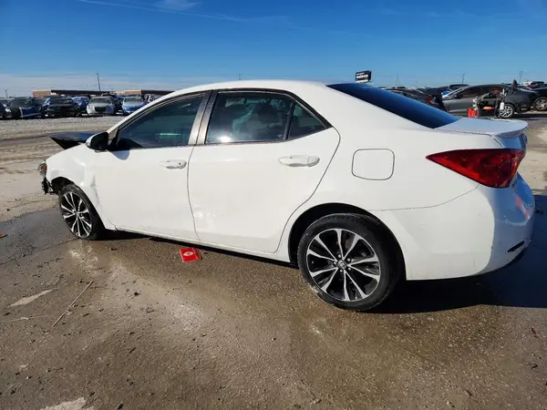 5YFBURHE2KP932582 2019 TOYOTA COROLLA - Image 2
