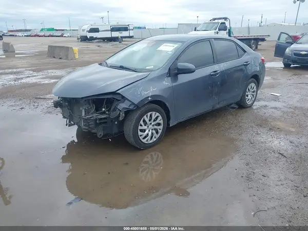5YFBURHE2KP936261 2019 TOYOTA COROLLA - Image 2