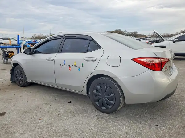 5YFBURHE2KP940360 2019 TOYOTA COROLLA - Image 2