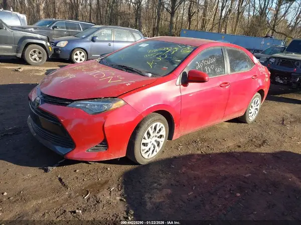 5YFBURHE2KP942626 2019 TOYOTA COROLLA - Image 2