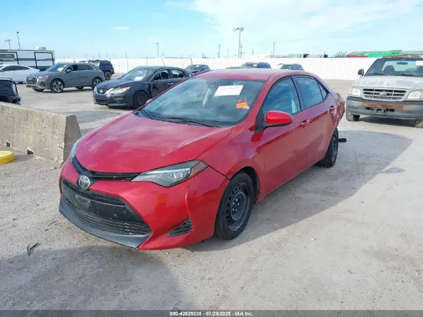 5YFBURHE2KP943355 2019 TOYOTA COROLLA - Image 2