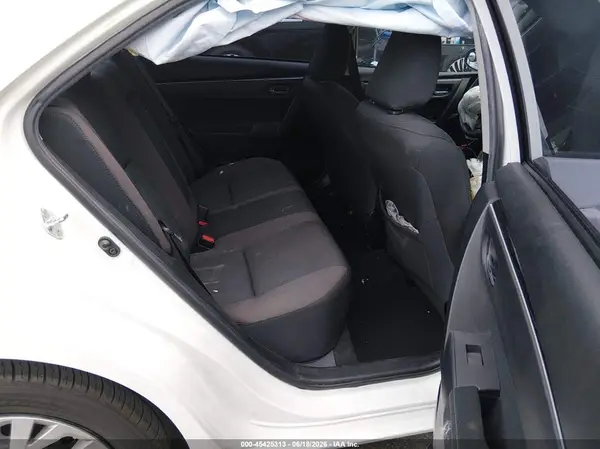 5YFBURHE2KP943467 2019 TOYOTA COROLLA - Image 8