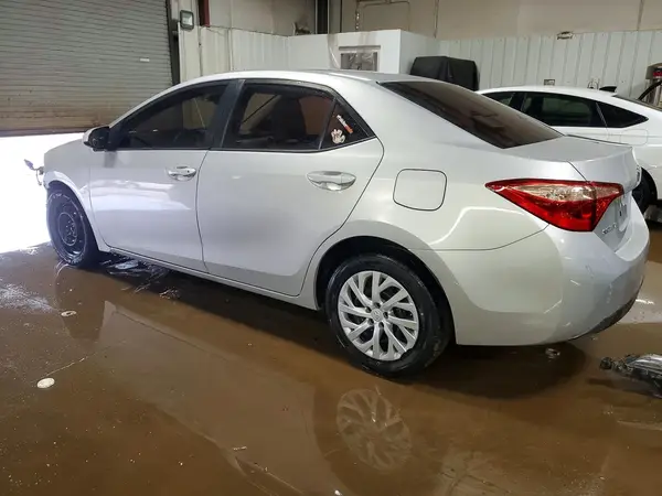 5YFBURHE2KP943596 2019 TOYOTA COROLLA - Image 2