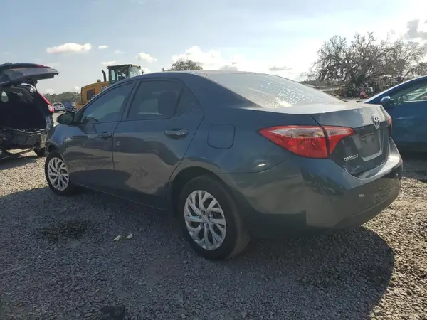 5YFBURHE2KP943954 2019 TOYOTA COROLLA - Image 2