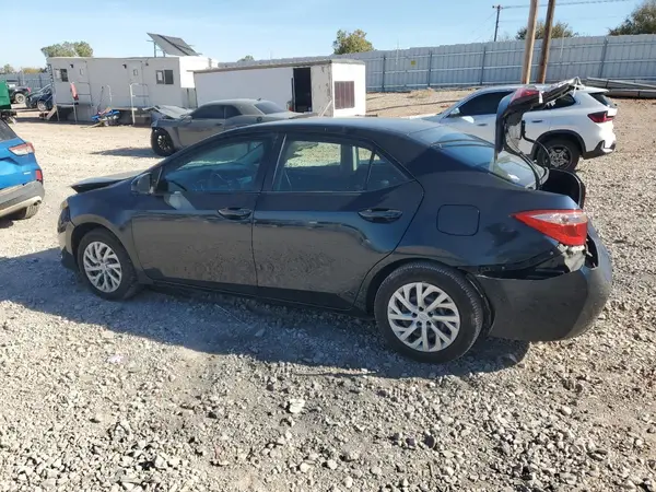 5YFBURHE2KP947423 2019 TOYOTA COROLLA - Image 2