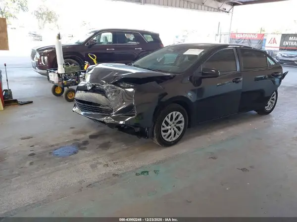5YFBURHE2KP948359 2019 TOYOTA COROLLA - Image 2