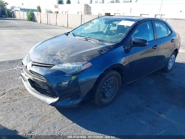 5YFBURHE2KP948779 2019 TOYOTA COROLLA - Image 2