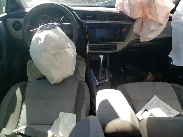 5YFBURHE2KP949415 2019 TOYOTA COROLLA - Image 8