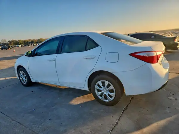 5YFBURHE3GP379447 2016 TOYOTA COROLLA - Image 2