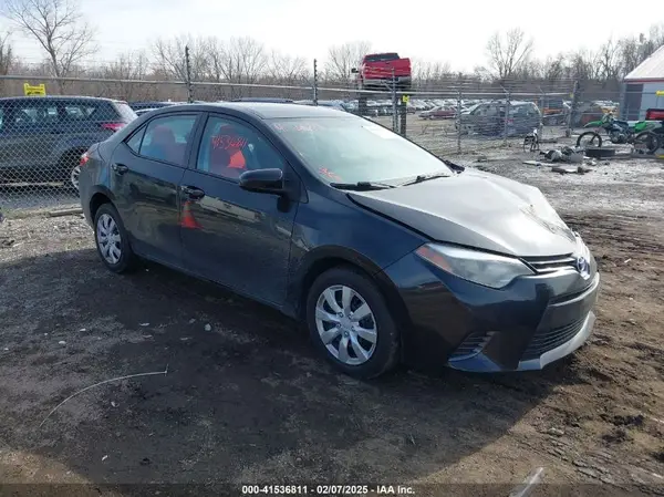 5YFBURHE3GP401771 2016 TOYOTA COROLLA - Image 1