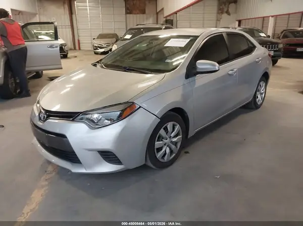 5YFBURHE3GP402743 2016 TOYOTA COROLLA - Image 2