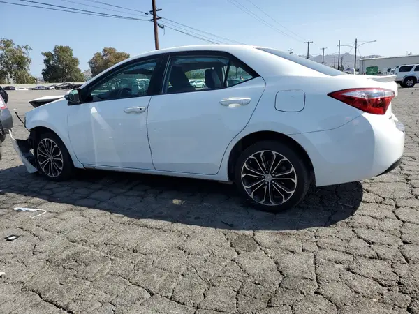5YFBURHE3GP407778 2016 TOYOTA COROLLA - Image 2