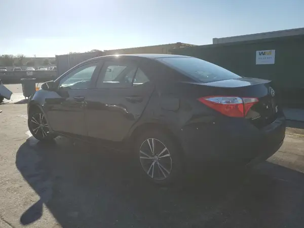 5YFBURHE3GP415315 2016 TOYOTA COROLLA - Image 2