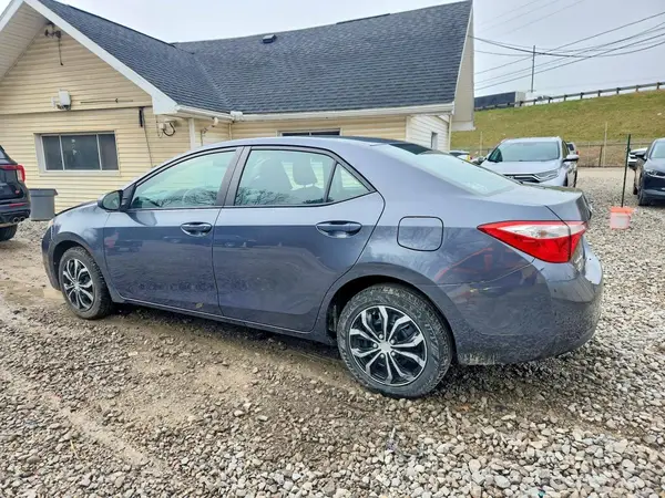 5YFBURHE3GP417033 2016 TOYOTA COROLLA - Image 2
