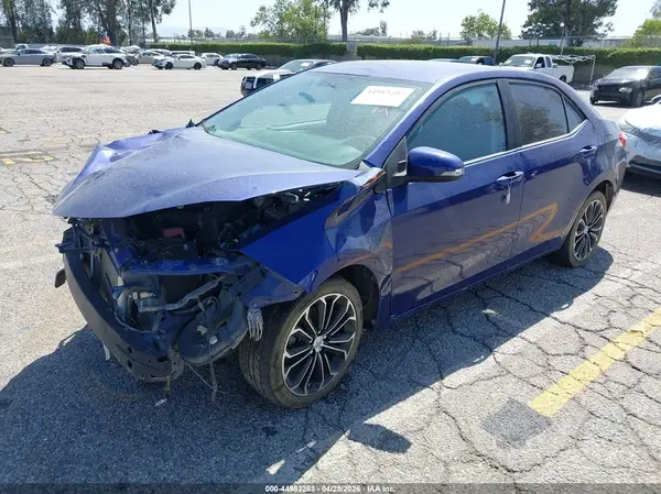 5YFBURHE3GP417646 2016 TOYOTA COROLLA - Image 2