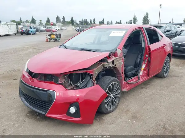 5YFBURHE3GP418618 2016 TOYOTA COROLLA - Image 2