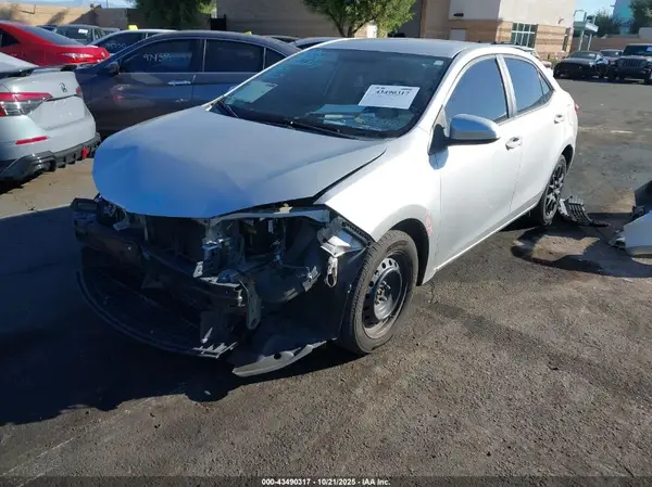 5YFBURHE3GP426850 2016 TOYOTA COROLLA - Image 2