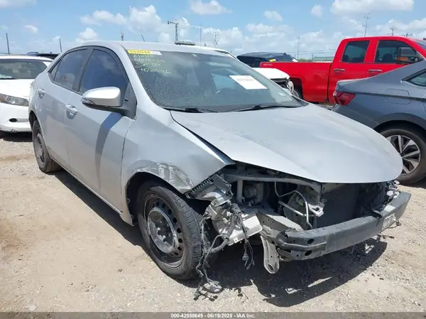 5YFBURHE3GP428646 2016 TOYOTA COROLLA - Image 1