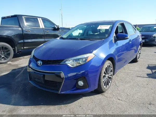 5YFBURHE3GP430557 2016 TOYOTA COROLLA - Image 2