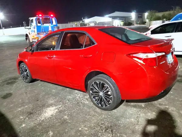 5YFBURHE3GP432194 2016 TOYOTA COROLLA - Image 2