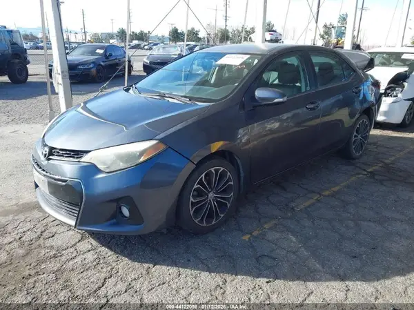 5YFBURHE3GP433538 2016 TOYOTA COROLLA - Image 2