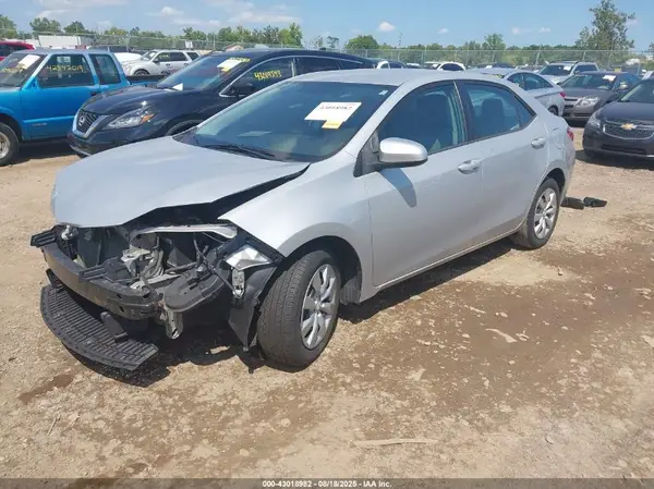 5YFBURHE3GP434933 2016 TOYOTA COROLLA - Image 2