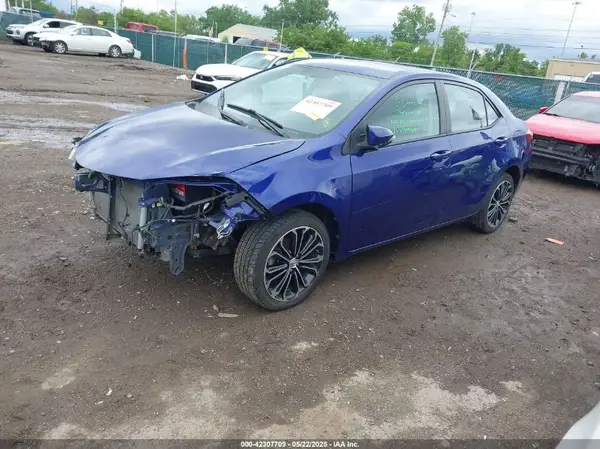 5YFBURHE3GP439470 2016 TOYOTA COROLLA - Image 2