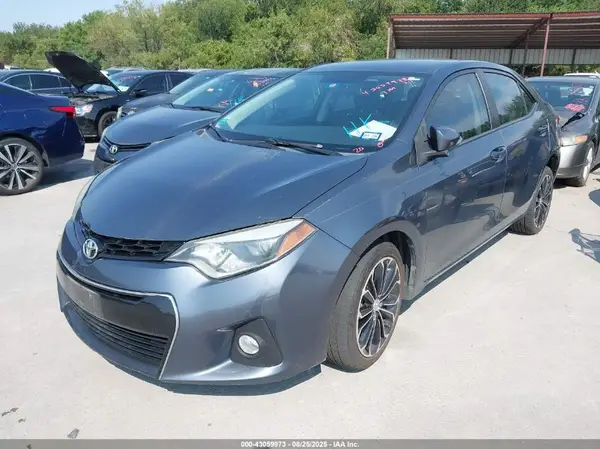 5YFBURHE3GP440117 2016 TOYOTA COROLLA - Image 2