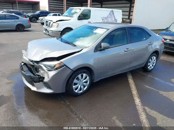 5YFBURHE3GP447455 2016 TOYOTA COROLLA - Image 2