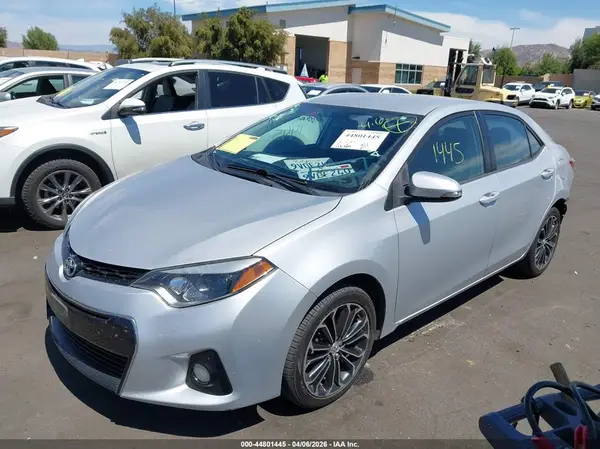 5YFBURHE3GP451554 2016 TOYOTA COROLLA - Image 2
