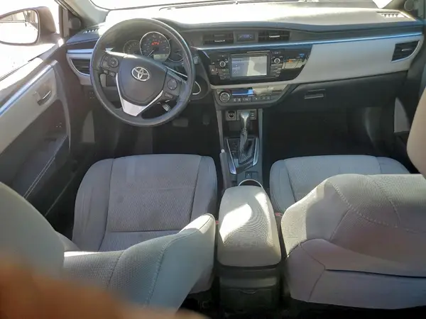 5YFBURHE3GP453563 2016 TOYOTA COROLLA - Image 8