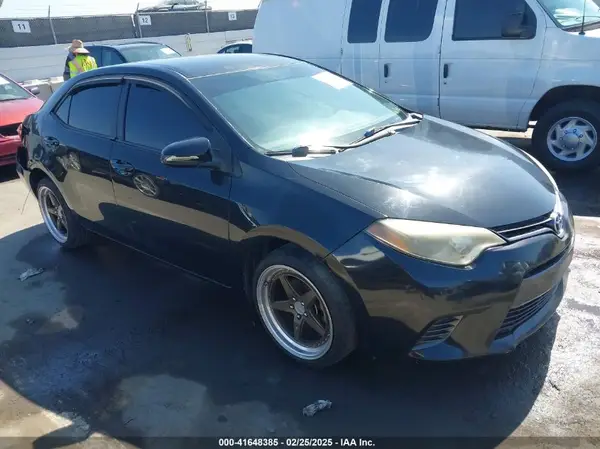 5YFBURHE3GP458780 2016 TOYOTA COROLLA - Image 1