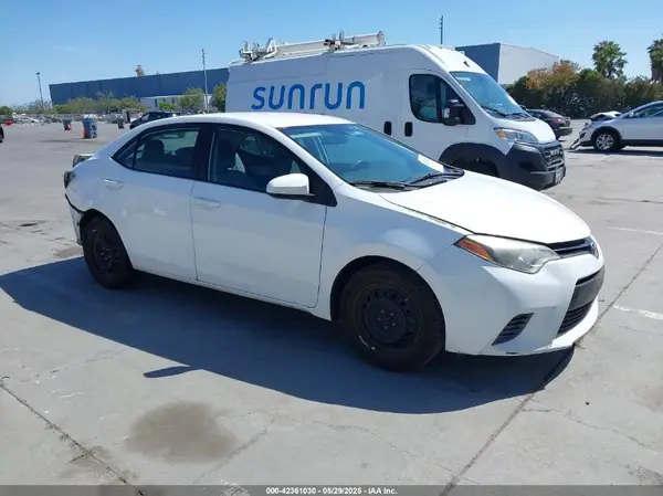 5YFBURHE3GP460321 2016 TOYOTA COROLLA - Image 1