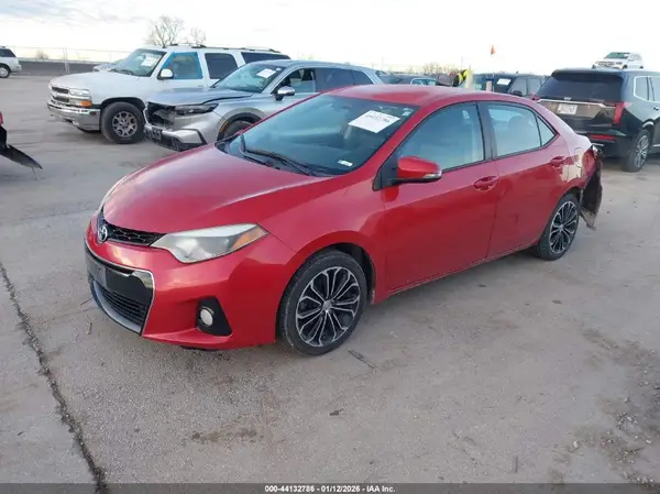 5YFBURHE3GP468113 2016 TOYOTA COROLLA - Image 2