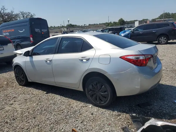 5YFBURHE3GP477555 2016 TOYOTA COROLLA - Image 2