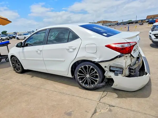 5YFBURHE3GP482142 2016 TOYOTA COROLLA - Image 2